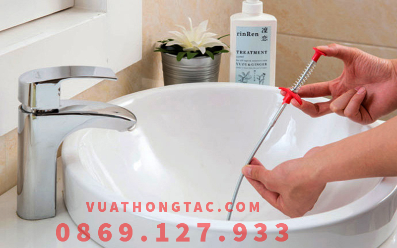 Biện Pháp Thủ Công Thông Tắc Chậu Rửa Mặt